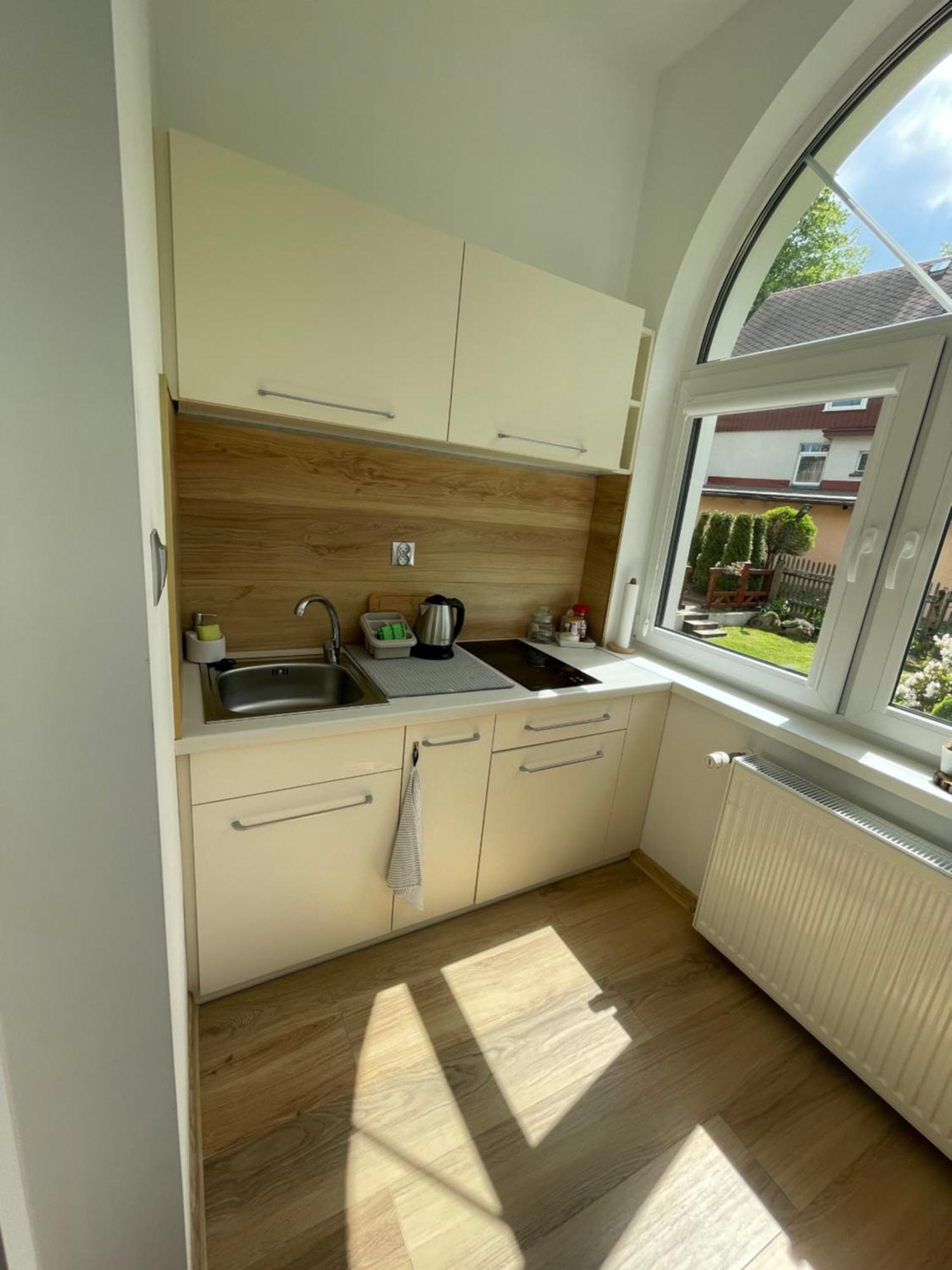 Przystanek Komuny Paryskiej - 3 M 1 Apartament *